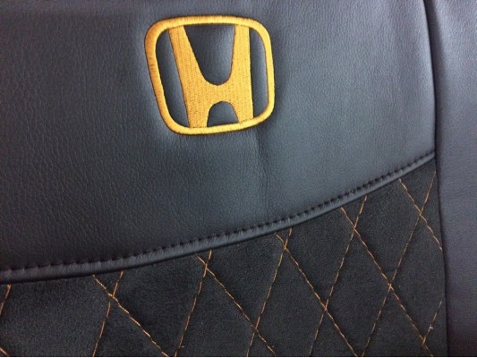 Авточехлы на Honda CR-V