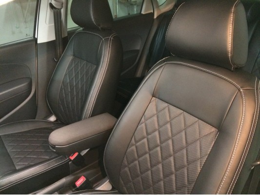 Каркасные авточехлы на Volkswagen Polo Каркасные авточехлы на Volkswagen Polo